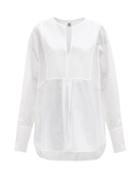 Ladies Rtw Totme - V-neck Dipped-hem Cotton-blend Poplin Top - Womens - White
