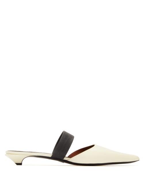 Matchesfashion.com Proenza Schouler - Contrast Panel Patent Leather Mules - Womens - Cream