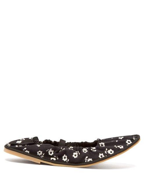 Matchesfashion.com Alexachung - Flower Print Canvas Ballet Flats - Womens - Black White