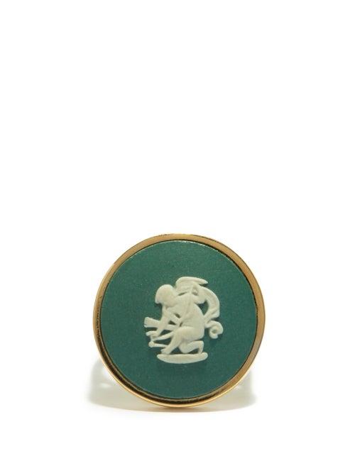 Matchesfashion.com Ferian - Cupid Wedgwood Cameo & 9kt Gold Signet Ring - Womens - Green White
