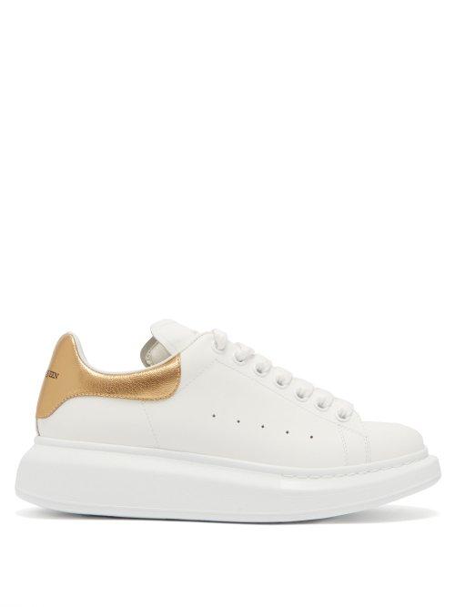 Matchesfashion.com Alexander Mcqueen - Raised Sole Low Top Leather Trainers - Womens - White Gold