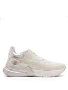 Matchesfashion.com Alexander Mcqueen - Runner Raised Sole Low Top Leather Trainers - Mens - White Silver