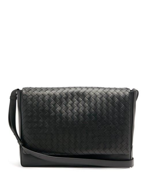 Matchesfashion.com Bottega Veneta - Intrecciato Leather Messenger Bag - Mens - Black