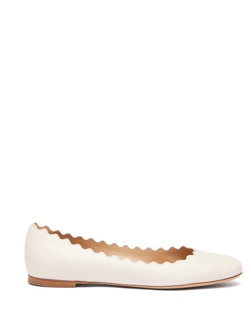 Matchesfashion.com Chlo - Lauren Scallop-edge Leather Flats - Womens - White