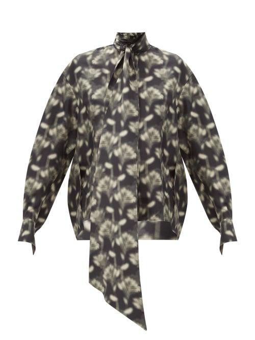 Matchesfashion.com Petar Petrov - Carina Fog Floral-print Tie-neck Silk Blouse - Womens - Black White