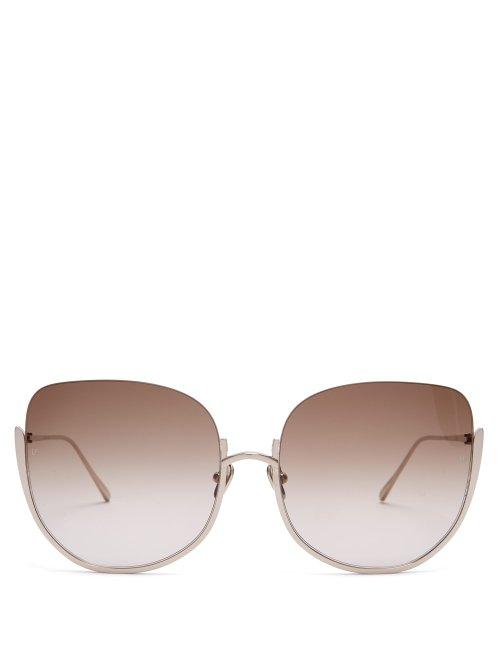 Matchesfashion.com Linda Farrow - Kennedy Oversized Cat Eye Sunglasses - Womens - Brown