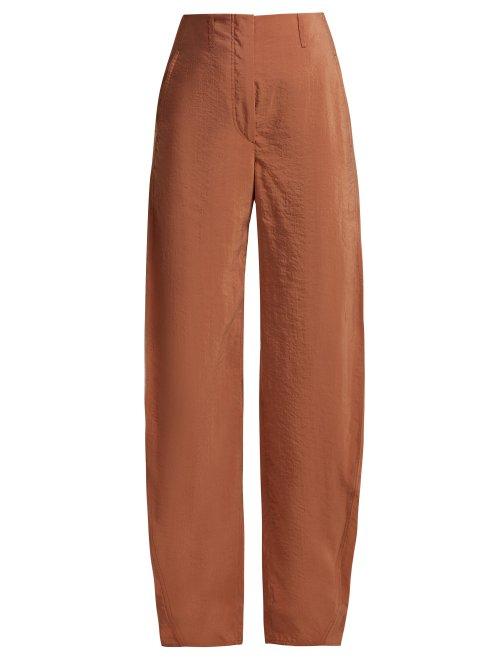 Matchesfashion.com Lemaire - Twisted Seam Silk Blend Trousers - Womens - Tan