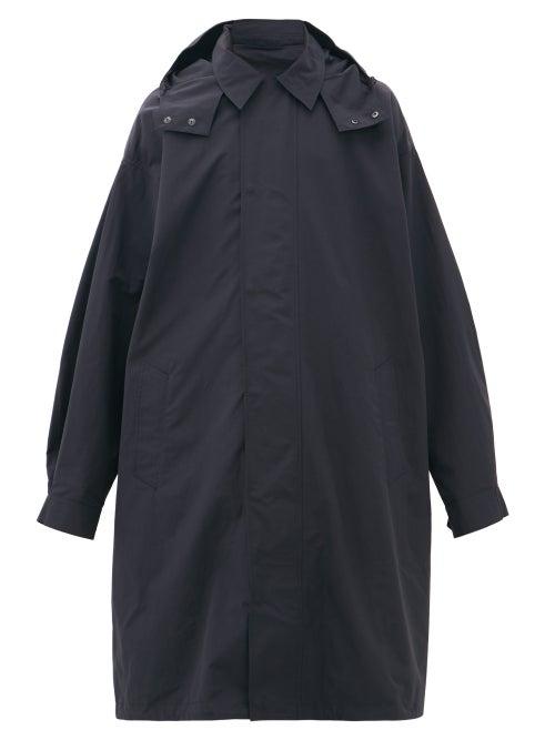 Matchesfashion.com Raey - Oversized Lightweight Cotton-blend Hooded Raincoat - Mens - Navy
