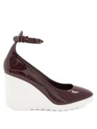 Matchesfashion.com Valentino Garavani - White Wave Wedge-heel Patent-leather Pumps - Womens - Burgundy