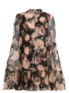 Matchesfashion.com Erdem - Constantine Dutch Petal Print Silk Dress - Womens - Black Multi