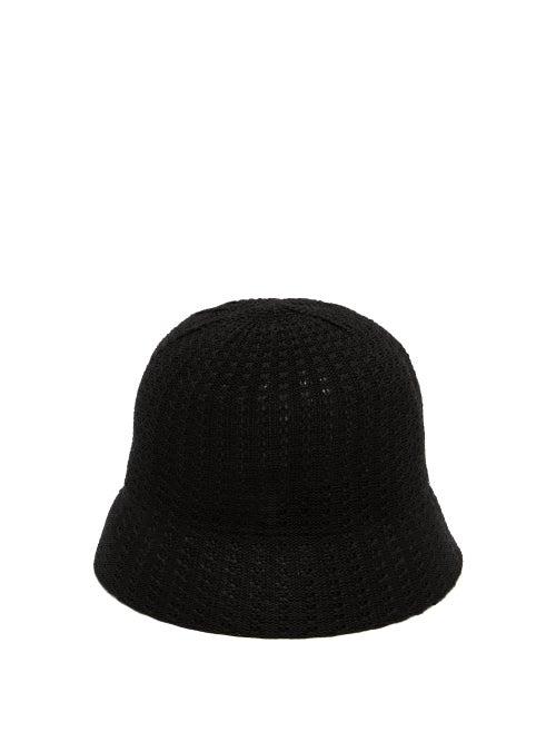 Matchesfashion.com Reinhard Plank Hats - Mucin Termo Knitted-cotton Bucket Hat - Womens - Black