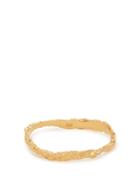Matchesfashion.com Chlo - Anouck Crinkle Effect Brass Bracelet - Womens - Gold