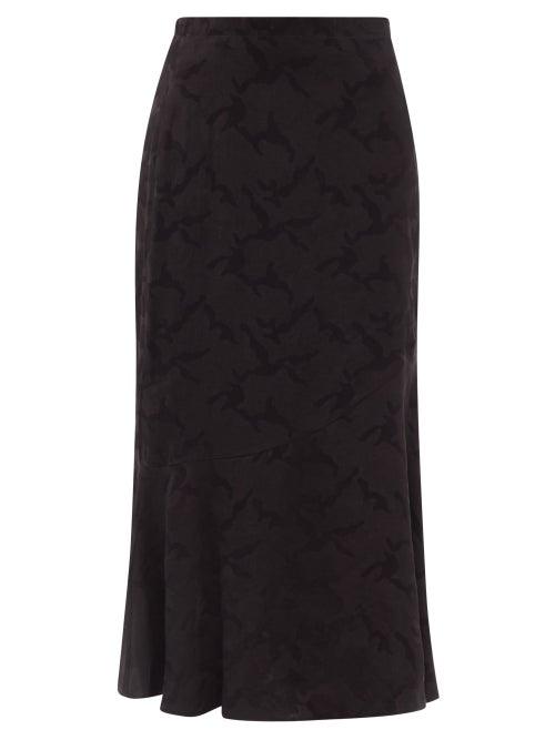 Matchesfashion.com Cefinn - Salone Fluted Camouflage-jacquard Midi Skirt - Womens - Black