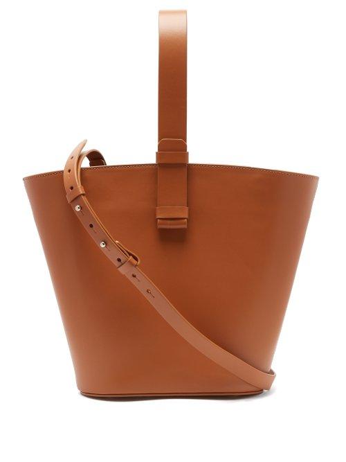 Matchesfashion.com Nico Giani - Nelia Large Leather Bucket Bag - Womens - Tan
