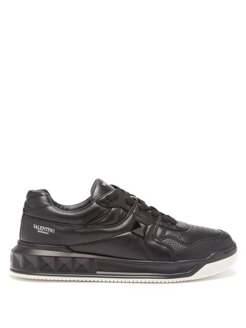 Valentino Garavani - One Stud Quilted Leather Trainers - Mens - Black