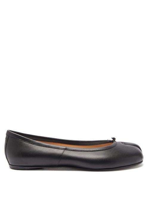 Matchesfashion.com Maison Margiela - Tabi Split Toe Leather Ballet Flats - Womens - Black