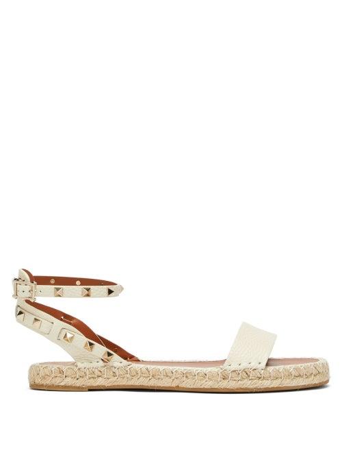 Matchesfashion.com Valentino - Rockstud Leather Espadrille Sandals - Womens - Cream