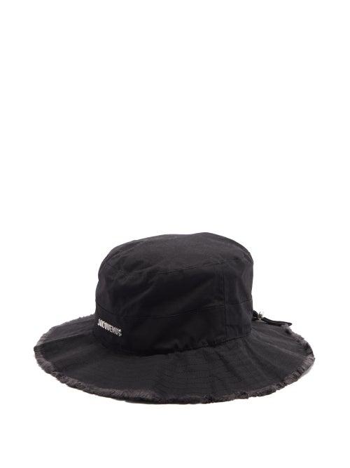 Matchesfashion.com Jacquemus - Bob Artichaut Frayed Logo-plaque Cotton Bucket Hat - Womens - Black
