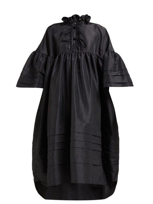 Matchesfashion.com Cecilie Bahnsen - Mabel Ruffle Neck Pintuck Trim Taffeta Dress - Womens - Black
