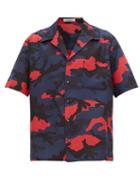 Matchesfashion.com Valentino - Camouflage Print Cuban Collar Silk Shirt - Mens - Multi