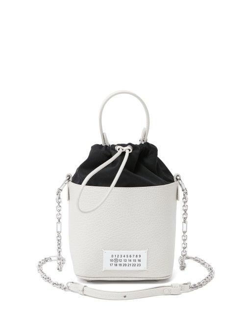 Matchesfashion.com Maison Margiela - 5ac Grained-leather Bucket Bag - Womens - White