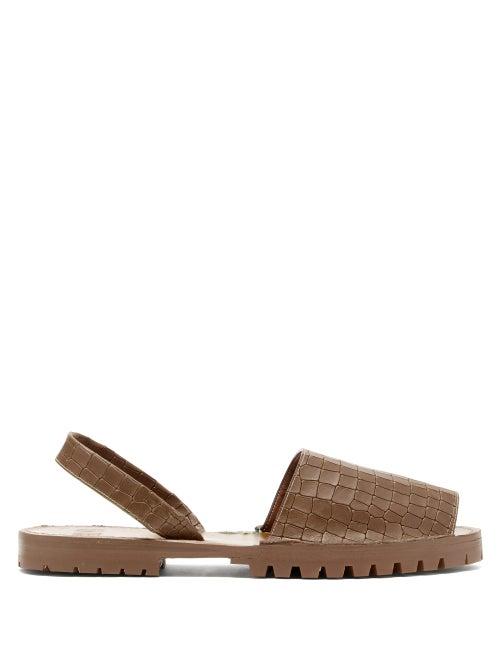 Matchesfashion.com Goya - Crocodile Effect Leather Sandals - Mens - Brown