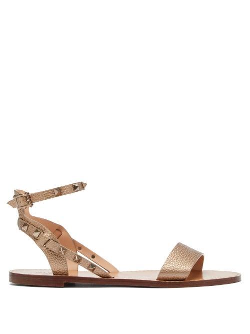 Matchesfashion.com Valentino - Rockstud Grained Leather Sandals - Womens - Gold