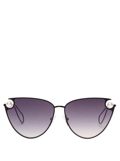 Matchesfashion.com Christopher Kane - Cat Eye Metal And Faux Pearl Sunglasses - Womens - Black