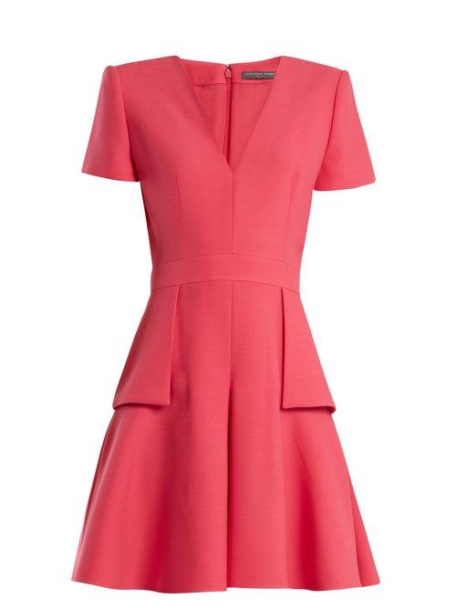 Matchesfashion.com Alexander Mcqueen - V Neck Peplum Waist Wool And Silk Blend Dress - Womens - Pink