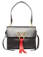 Matchesfashion.com Valentino - V Ring Leather Shoulder Bag - Womens - Black