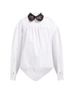 Matchesfashion.com Christopher Kane - Lace Collar Asymmetric Cotton Poplin Shirt - Womens - White