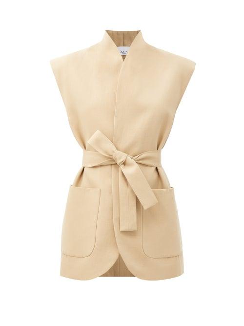 Matchesfashion.com Raey - Sleeveless Patch-pocket Cotton-blend Jacket - Womens - Beige