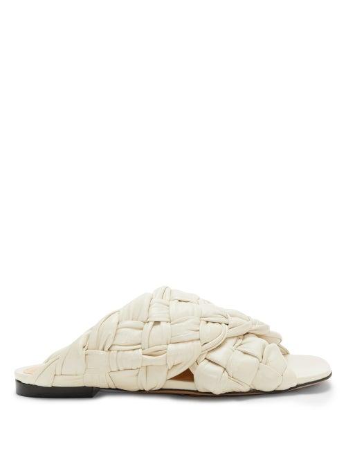 Matchesfashion.com Bottega Veneta - Bv Board Intrecciato-woven Leather Slides - Womens - White