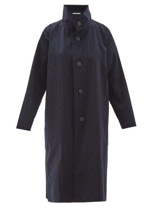 Matchesfashion.com Issey Miyake - Blink Geometric Print Coat - Womens - Navy