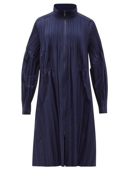 Matchesfashion.com Pleats Please Issey Miyake - Drawstring-waist Technical-pleated Coat - Womens - Navy