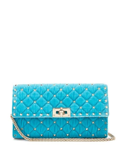 Matchesfashion.com Valentino - Rockstud Spike Quilted Velvet Clutch - Womens - Light Blue