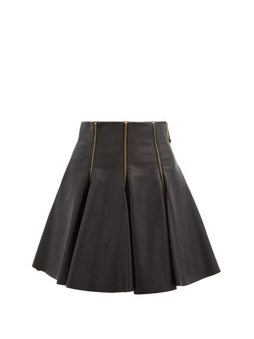 Matchesfashion.com Versace - Zip-embellished Pleated Leather Mini Skirt - Womens - Black