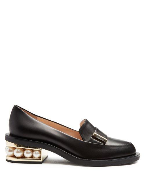 Matchesfashion.com Nicholas Kirkwood - Casati Pearl Heeled Leather Loafer - Womens - Black