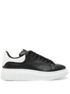 Matchesfashion.com Alexander Mcqueen - Raised Sole Low Top Trainers - Mens - Black White