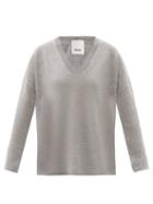 Matchesfashion.com Allude - V-neck Cashmere Sweater - Womens - Grey