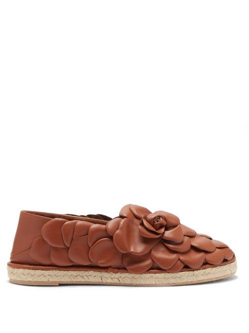 Matchesfashion.com Valentino Garavani - Atelier Petal-effect Leather Espadrilles - Womens - Tan