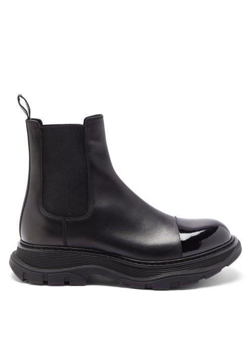 Matchesfashion.com Alexander Mcqueen - Tread Patent-toecap Leather Chelsea Boots - Mens - Black