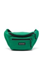 Matchesfashion.com Balenciaga - Explorer Belt Bag - Mens - Green Multi