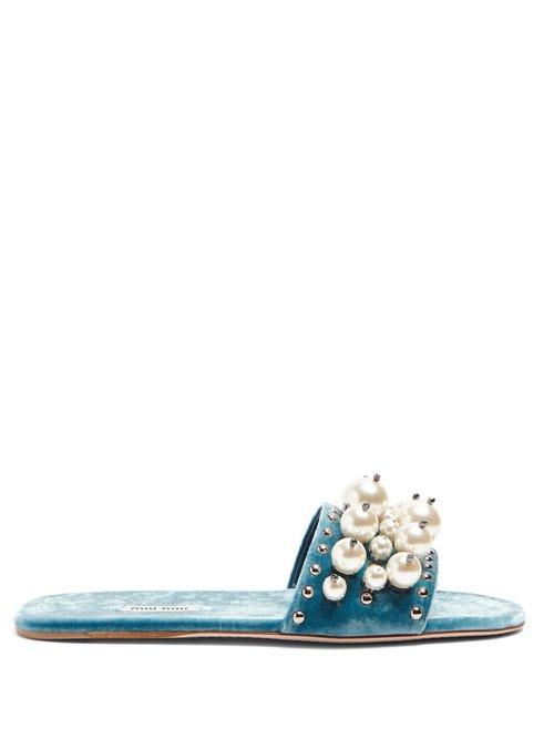 Matchesfashion.com Miu Miu - Faux Pearl Embellished Velvet Slides - Womens - Blue