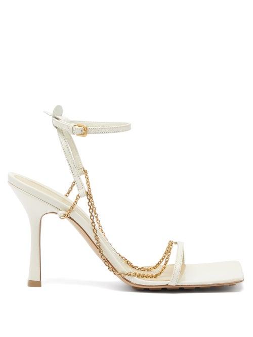 Matchesfashion.com Bottega Veneta - Stretch Chain-embellished Leather Sandals - Womens - Ivory