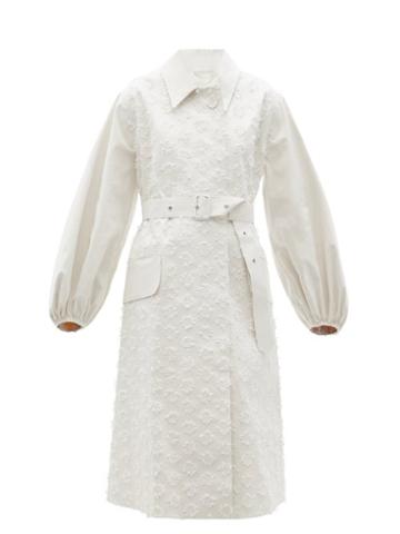Matchesfashion.com Cecilie Bahnsen - X Mackintosh Helen Embroidered Cotton-blend Coat - Womens - Ivory