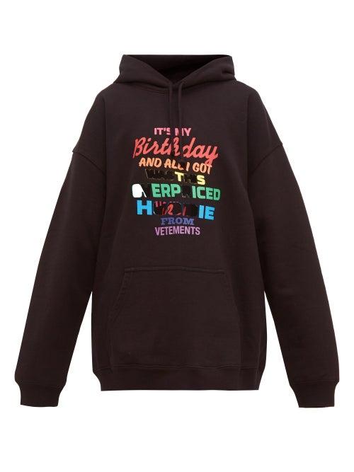 Matchesfashion.com Vetements - Slogan Print Cotton Jersey Hooded Sweatshirt - Womens - Black Multi
