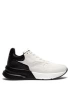 Matchesfashion.com Alexander Mcqueen - Runner Raised Sole Low Top Leather Trainers - Mens - White Multi