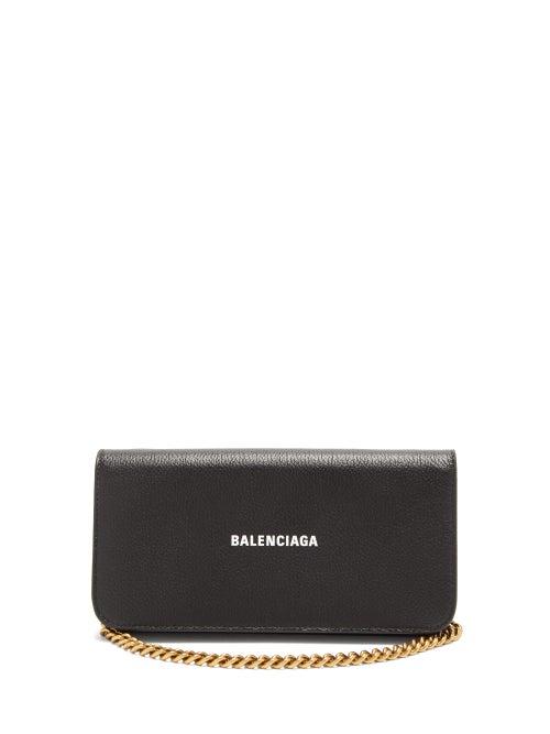 Matchesfashion.com Balenciaga - Chain-strap Grained-leather Wallet - Womens - Black