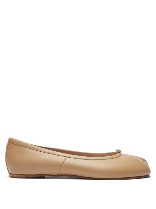 Matchesfashion.com Maison Margiela - Tabi Split-toe Leather Ballet Flats - Womens - Nude